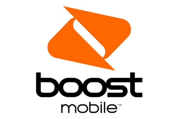 How do I look at my pictures on Media Mail with Boost Mobile?