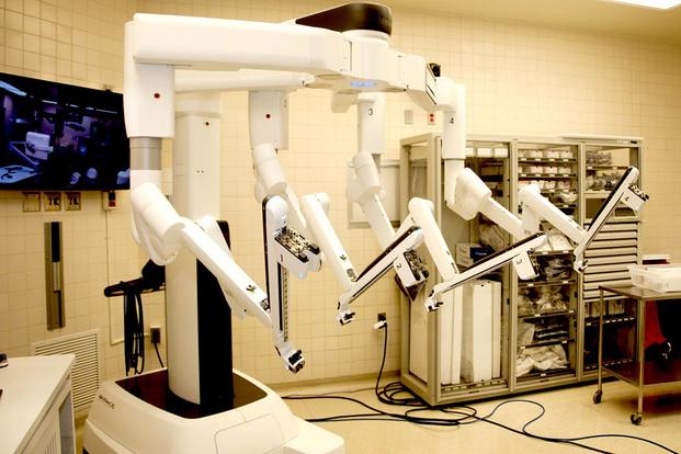 The da Vinci Xi surgical system, a minimally invasive robotic surgery system, has been used at William Beaumont Army Medical Center in El Paso Texas. Army photo