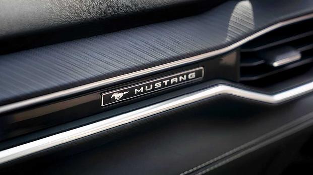 2026 Ford Mustang (5)