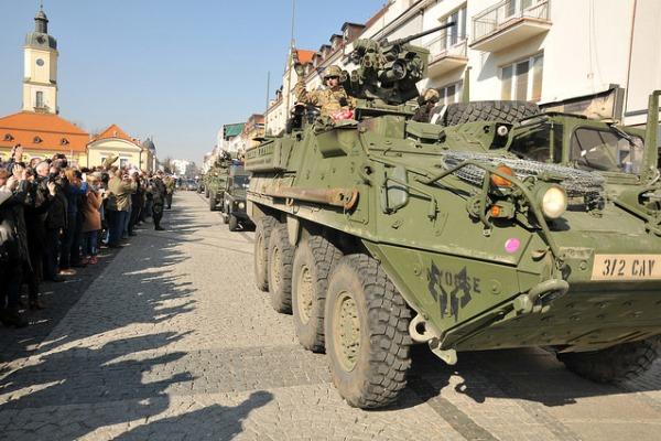 A Convoy Support Team from the 16th Sustainment Brigade and Lightning Troop, 3-2 Cavalry Regiment departs for the old city of Krakow on Mar. 24 during Operation Dragoon Ride. (U.S. Army photo by 1st Lt. Henry Chan)