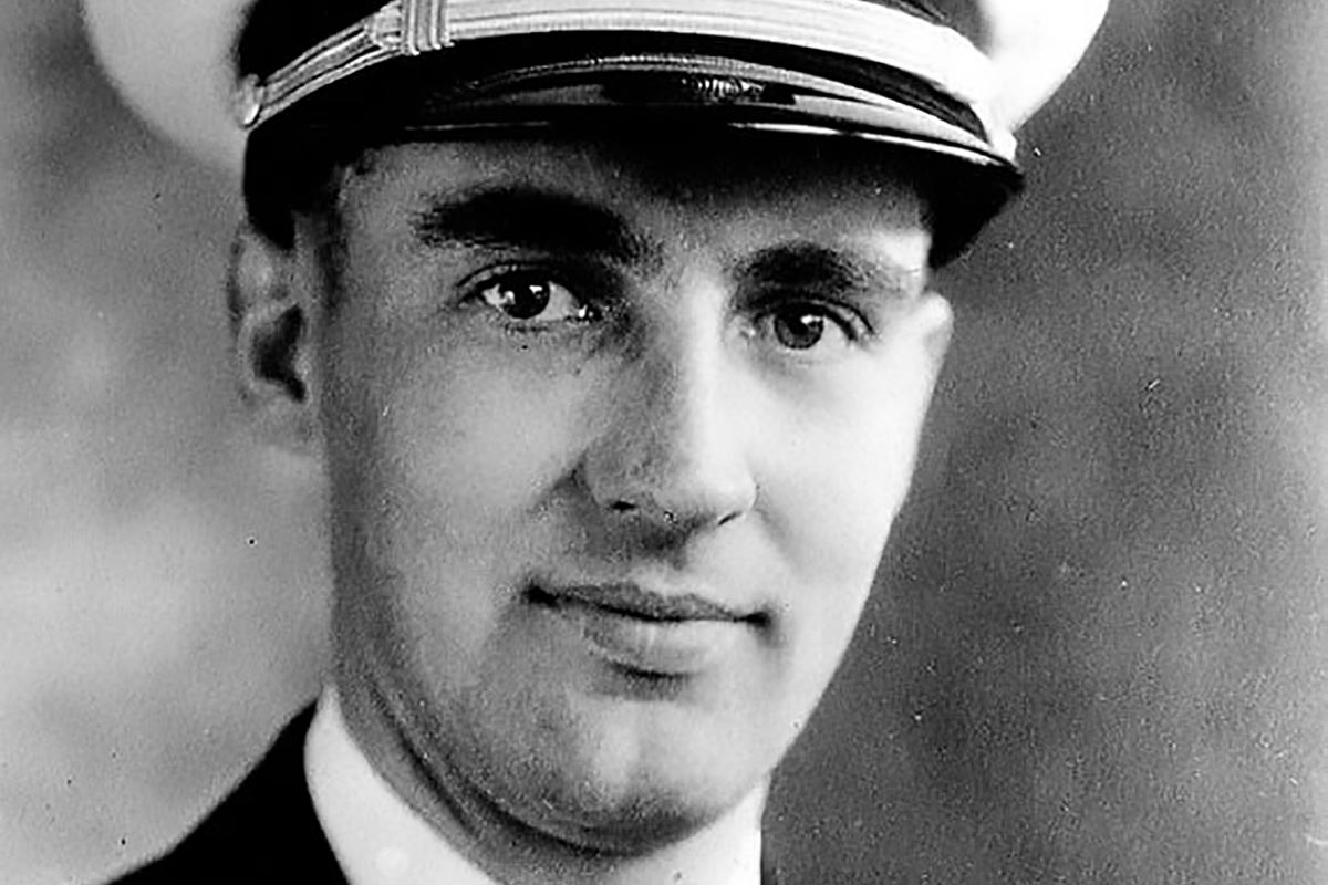 76 Years After Pearl Harbor, Navy Awards New Medals for Battle Heroism