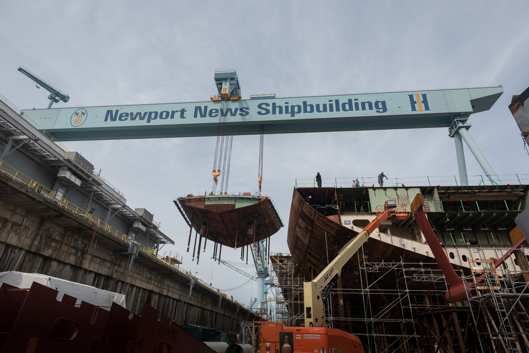 Navy Report Cites Lack of Nuclear Employees at Shipyard