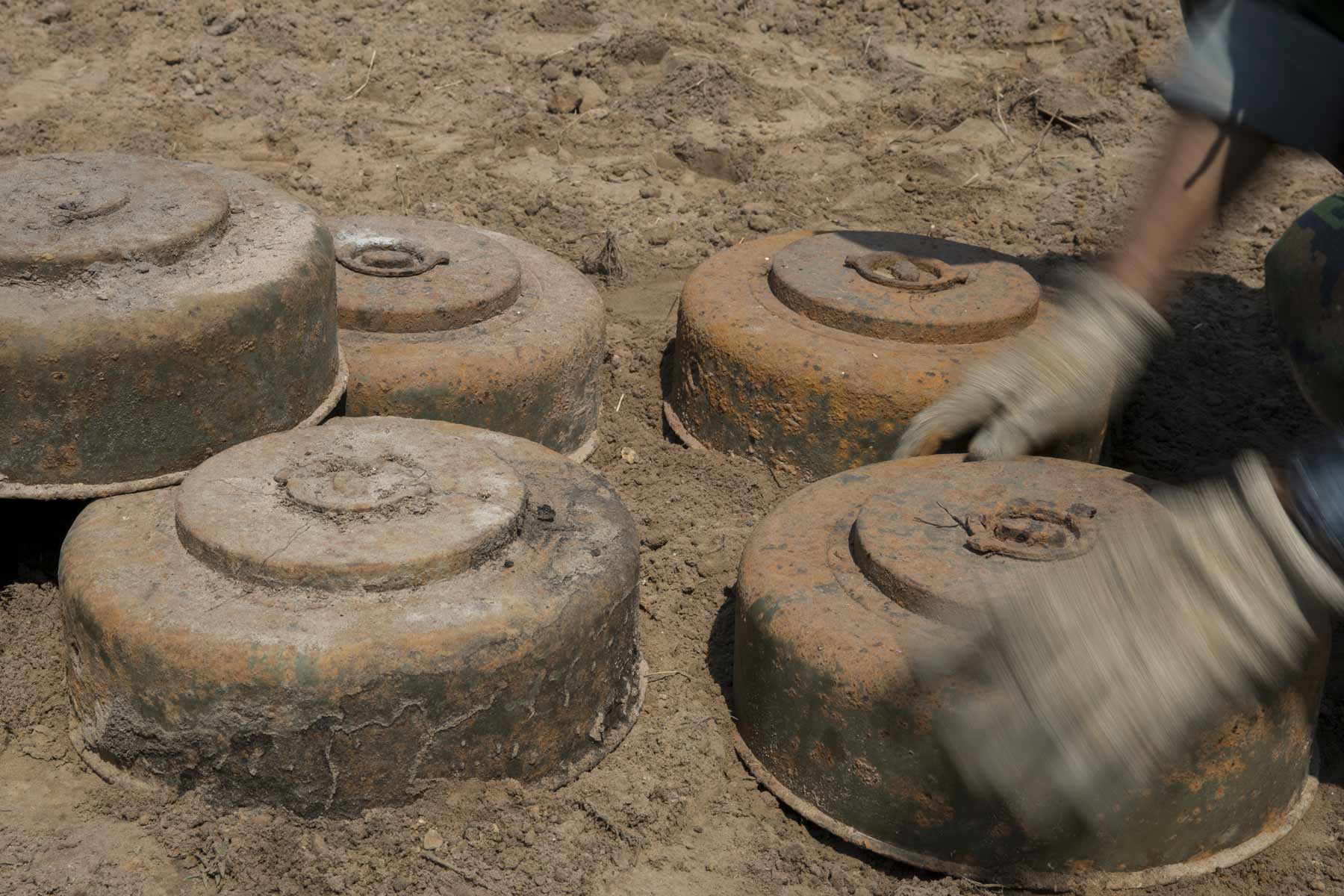 Trump Reverses Obama-Era Restrictions On Military Use Of Land Mines ...