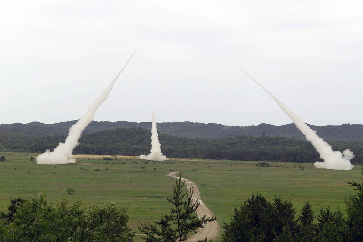 M270 Multiple Launch Rocket System MLRS