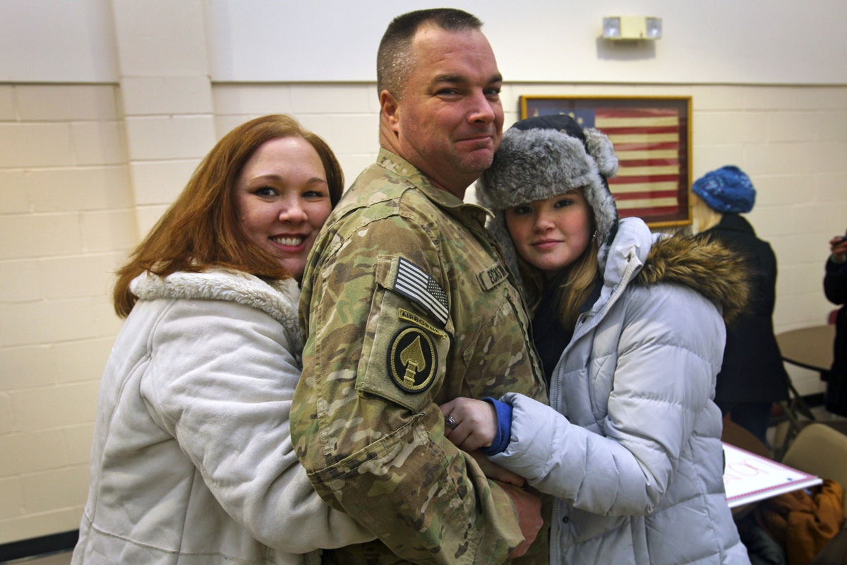 New Jersey National Guard Soldiers Reunite