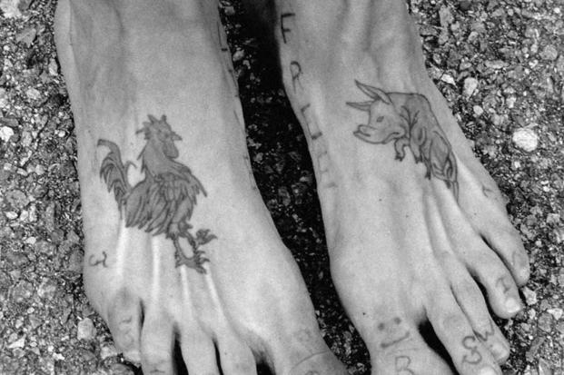 Tattoo on foot hi-res stock photography and images - Alamy
