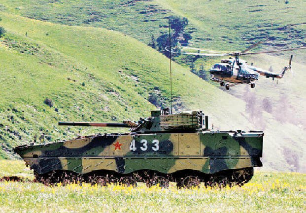 A Chinese ZBD-04 infantry fighting vehicle. (Chinese Defense Ministry photo)