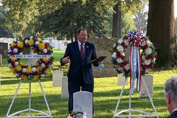 Utah Gov. Gary Herbert at the ceremony to correct Seraph Young Ford's tombstone
