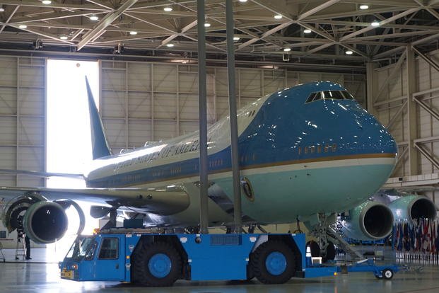 Take a First Look at the Awesome New Air Force One