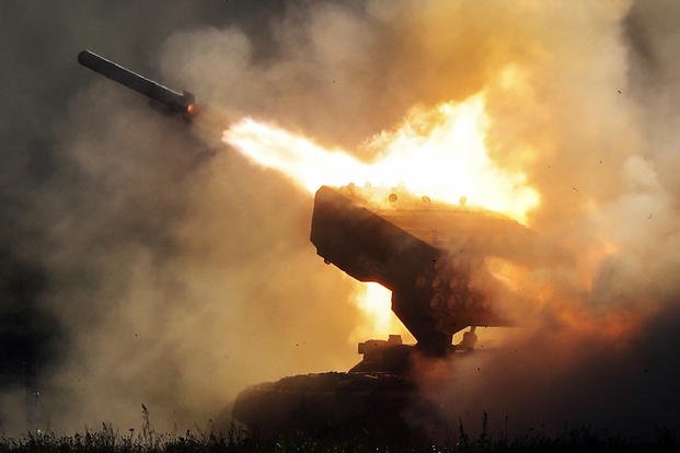 Russian heavy flamethrower system TOS-1 fires
