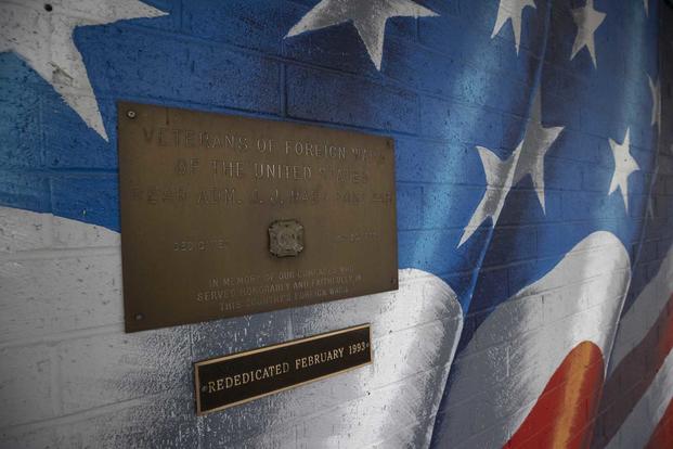 An American flag mural at the VFW Post 445.