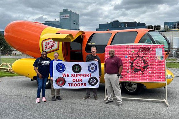 Oscar Mayer Frankmobile with Kraft Heinz employees