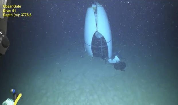  remains of the Titan submersible on the floor of the Atlantic Ocean.