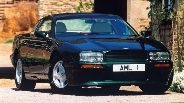 1989–1995 Aston Martin Virage front 3/4 green