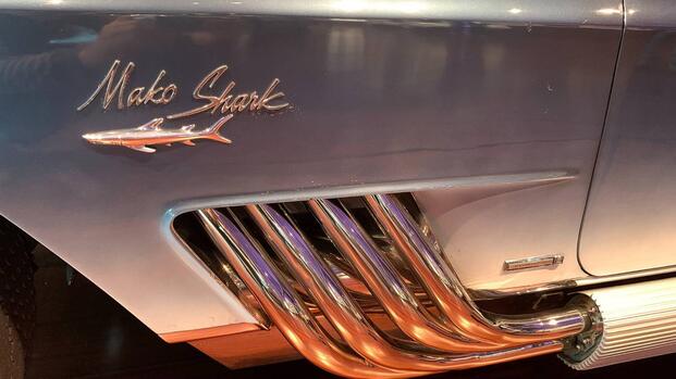 1961 chevrolet corvette mako shark concept side