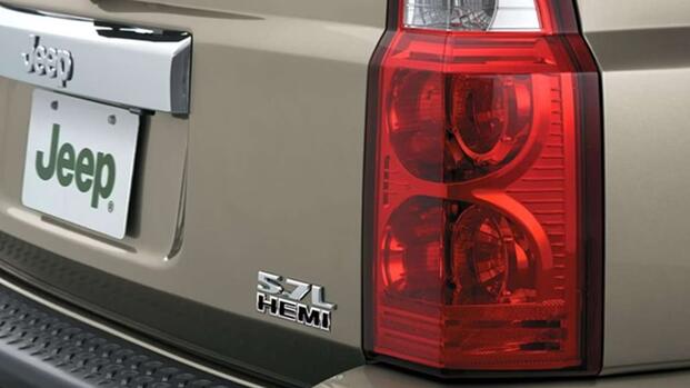2006 Jeep Commander Taillight and Badge Close-Up