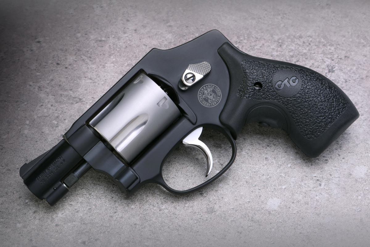 Smith And Wesson Unveils New Customized 38 Snub Nosed Revolver Armed Forces Connect 9544