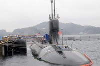 Seawolf-class attack submarine USS Connecticut (SSN 22) arrives at Fleet Activities Yokosuka