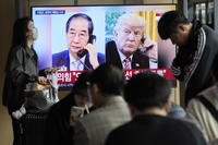 South Korean acting President Han Duck-soo and U.S. President Donald Trump