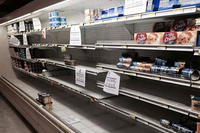 Empty sheoves ant the commissary