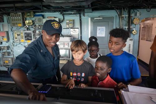 The Guam Homeschooling Association touring the USS Emory S. Land on June 13, 2025. (Ethan Lambert/DVIDS)